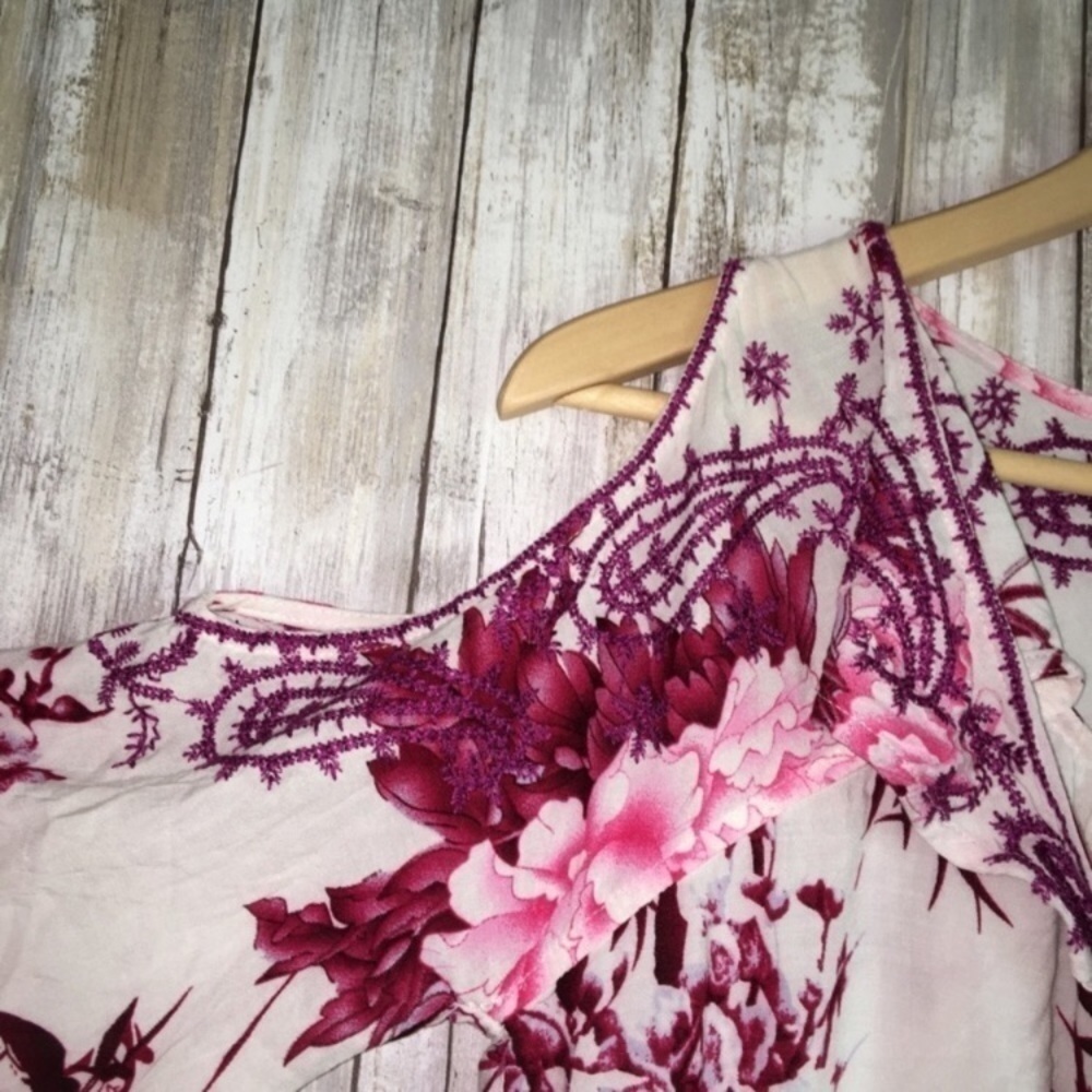 Entro Pink Floral Cold Shoulder Blouse - Picture 2 of 5